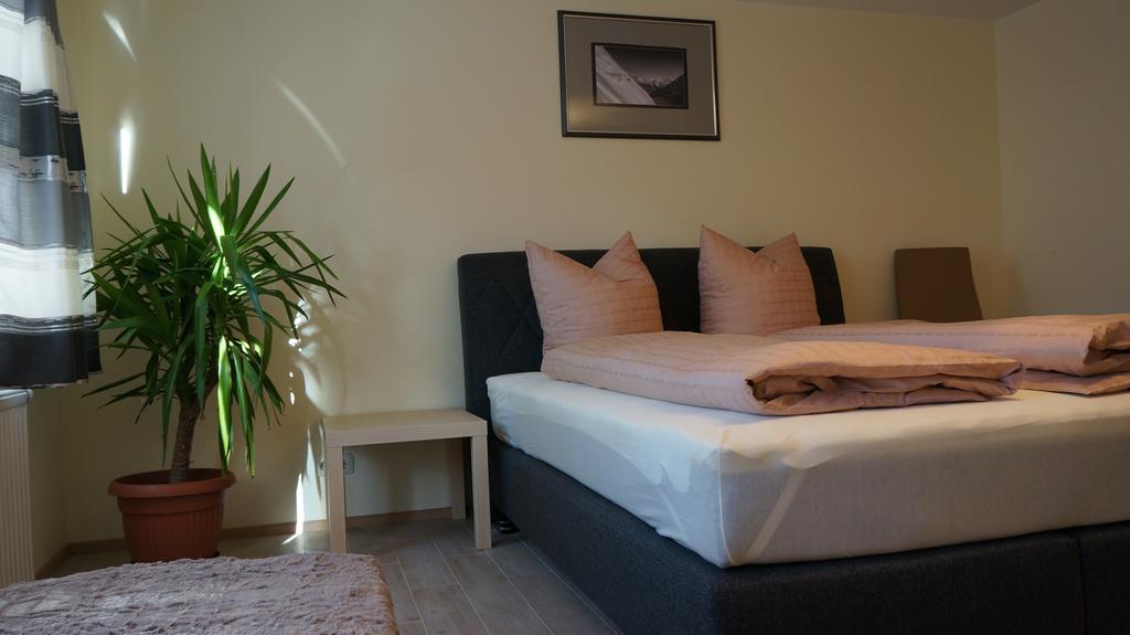 Seppl Stoba Apartment Schruns Ruang foto